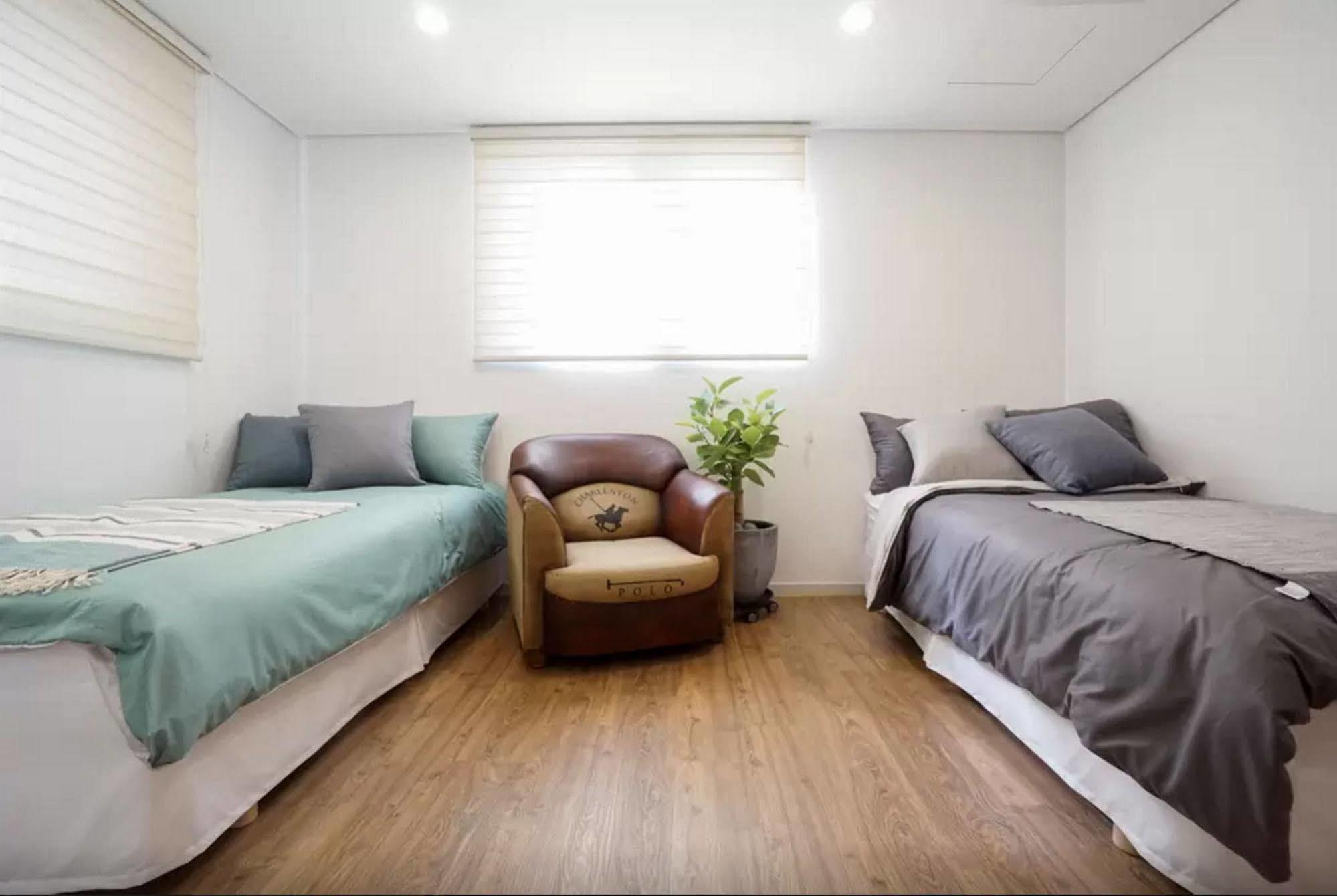 Welcome House Suwon Extérieur photo