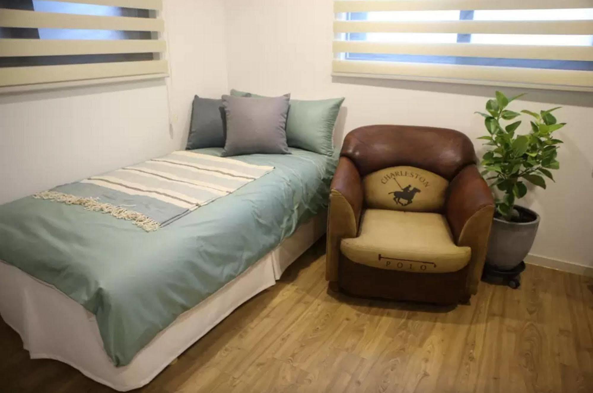 Welcome House Suwon Extérieur photo